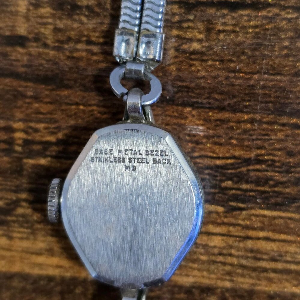 Lot Of 6 Women's Vintage Watches Including Miykon & Seiko NOT WORKING READ - Picture 12 of 16